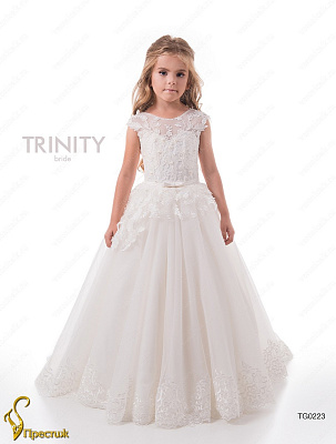 TG0223_30 Свадебное длинное платье со шлейфом