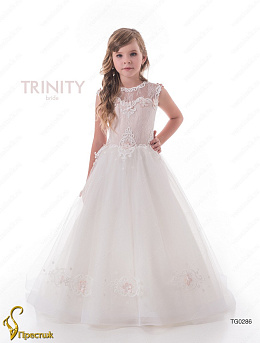 TG0286_30 Свадебное длинное платье со шлейфом