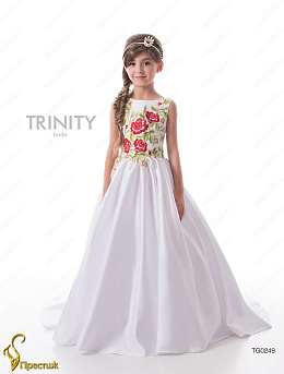 TG0249_32 Свадебное длинное платье со шлейфом